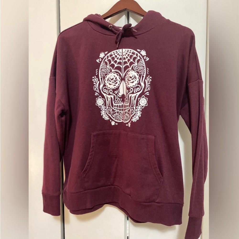 Sugar Skull Women’s Hoodie Size Lg. Burgundy and White